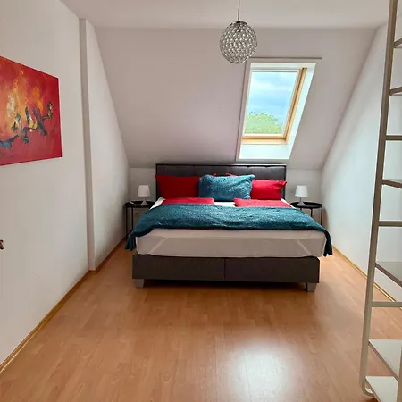 Mchome Self Check-in Loftartiges Und Grosses Mitten Im Gruenen Mit Balkon Dg06 In Dobl Bei Graz Apartman *