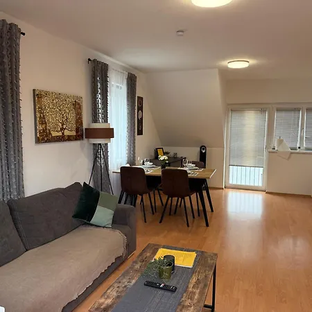 Mchome Self Check-in Loftartiges Und Grosses Mitten Im Gruenen Mit Balkon Dg06 In Dobl Bei Graz *