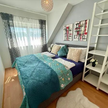 Apartman Mchome Self Check-in Loftartiges Und Grosses Mitten Im Gruenen Mit Balkon Dg06 In Dobl Bei Graz