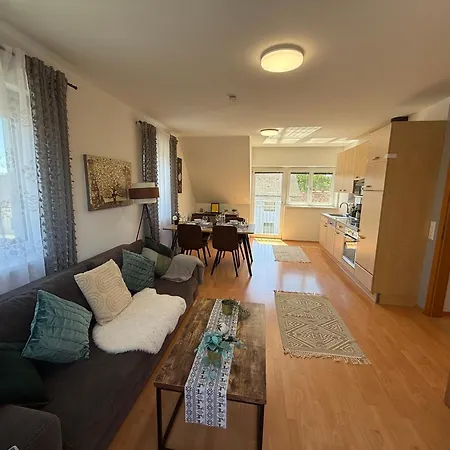 Apartman Mchome Self Check-in Loftartiges Und Grosses Mitten Im Gruenen Mit Balkon Dg06 In Dobl Bei Graz *