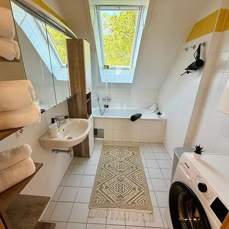 Mchome Self Check-in Loftartiges Und Grosses Mitten Im Gruenen Mit Balkon Dg06 In Dobl Bei Graz Apartman *