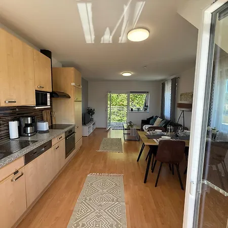 Mchome Self Check-in Loftartiges Und Grosses Mitten Im Gruenen Mit Balkon Dg06 In Dobl Bei Graz Apartman