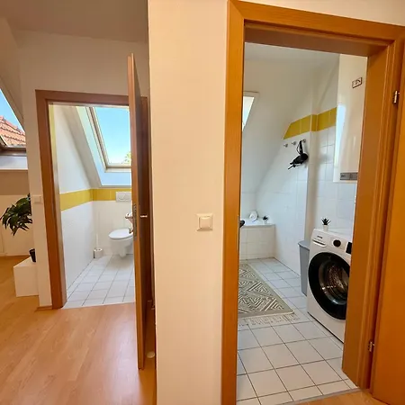 Mchome Self Check-in Loftartiges Und Grosses Mitten Im Gruenen Mit Balkon Dg06 In Dobl Bei Graz Apartman