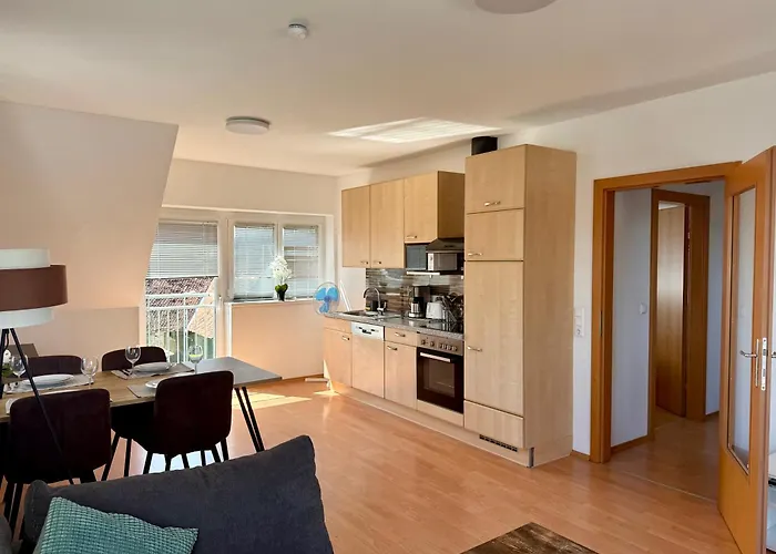 Mc Self Check-in Loftartiges Und Grosses Mitten Im Gruenen Mit Balkon Dg06, In Dobl Bei Graz