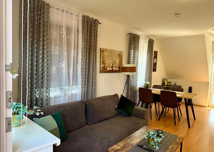 Apartmán Mc Self Check-in Loftartiges Und Grosses Mitten Im Gruenen Mit Balkon Dg06, In Dobl Bei Graz