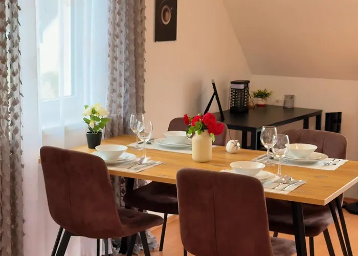 Mc Self Check-in Loftartiges Und Grosses Mitten Im Gruenen Mit Balkon Dg06, In Dobl Bei Graz